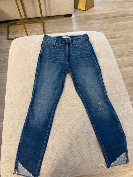 Madewell Denim - Madewell 10” High Rise Skinny Jeans with Raw Hem- perfect condition